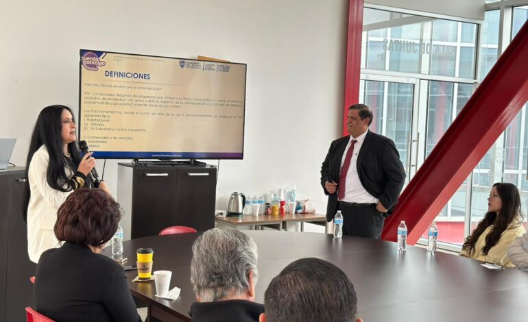  Sostiene director del Registro Público de la Propiedad y Notariado encuentro con notarios y titulares de Desarrollo Urbano y Catastro de la región sur