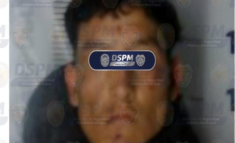  Aseguran municipales a dos acusados de robar a ciudadano al norte de la ciudad