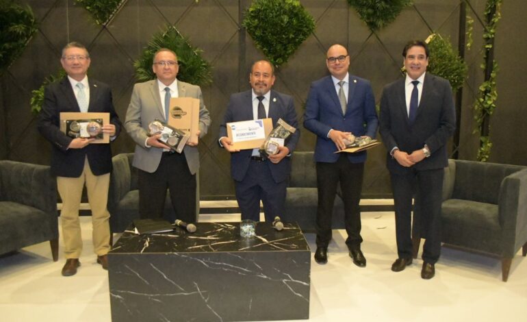  UACH modera panel sobre estrategias educativas en materia energética