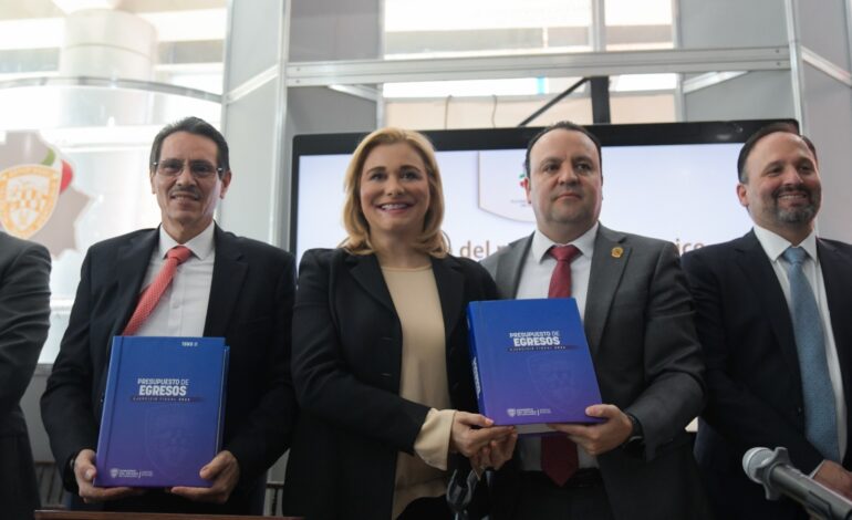  Maru Campos entrega al Legislativo Paquete Económico 2026 por más de 117 mil millones de pesos