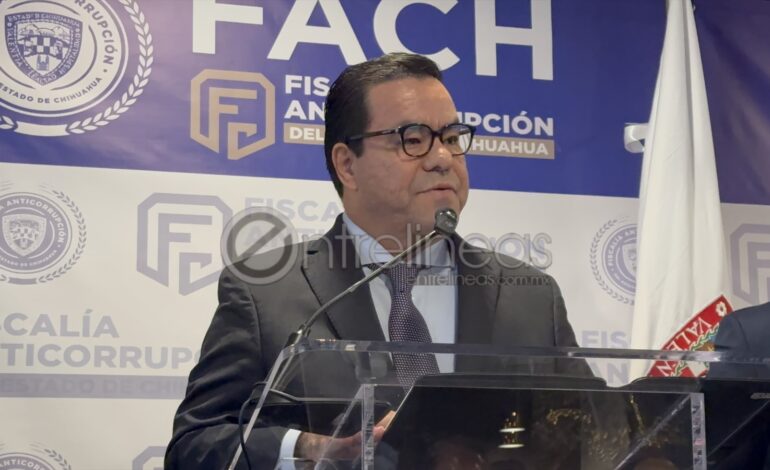  Corral no puede salir del país como mexicano, como extranjero sí: Valenzuela