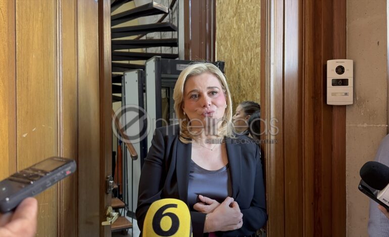  Pide Maru Campos a diputadas locales atender iniciativa para tipificar el abuso sexual