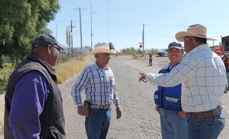  El diputado Arturo Zubía da arranque a la rehabilitación del camino del Callejón Lareño