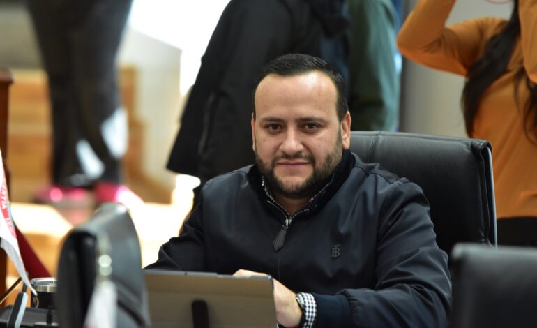  Invita Medina a foro sobre Ley General del Agua; “pone en riesgo al campo chihuahuense”