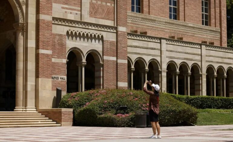  Bajan 17% inscripciones de extranjeros en universidades de EU