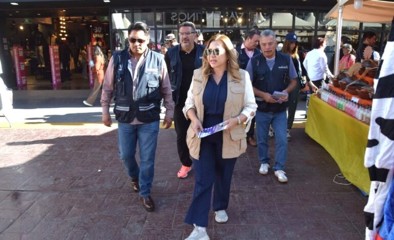  Realiza Sindicatura operativo en tianguis en Expo Liber Buen Fin 2025