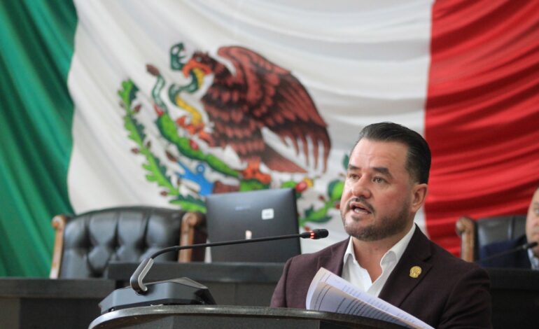  Va Morena por ley que impida disminuir el presupuesto anual a la educación pública de Chihuahua