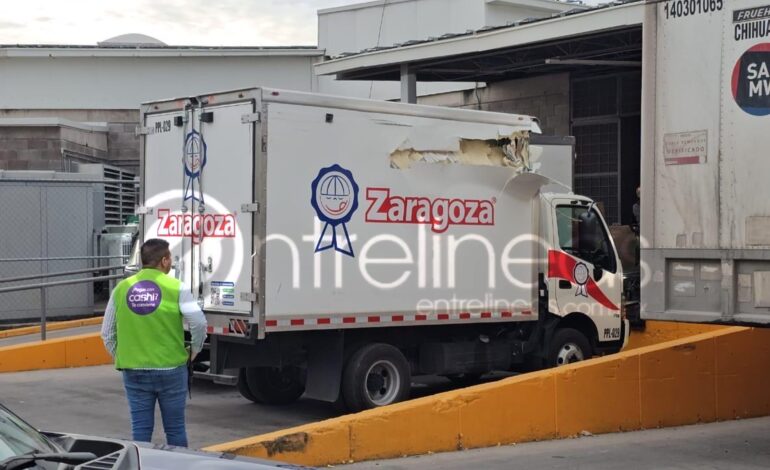  Roban camión de lecha Zaragoza, desatan persecución hasta chocar