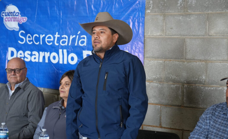  Entrega Desarrollo Rural mallas antigranizo a más de 200 productores manzaneros