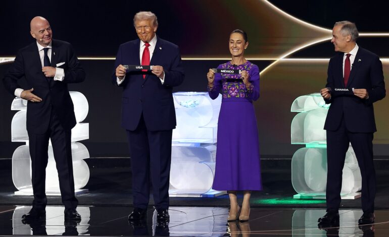  Claudia Sheinbaum asiste a sorteo del Mundial 2026