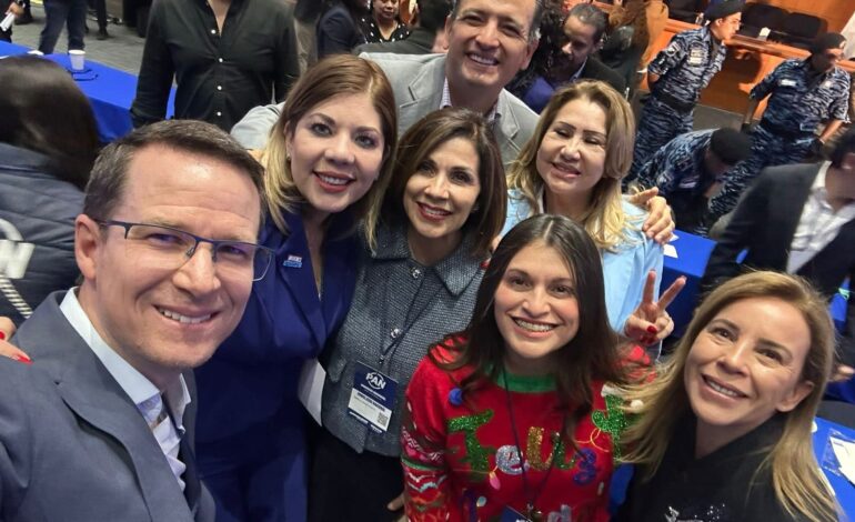  Ring legislativo: Daniela vs Lilia-Pasarela morena-Tricolores y el Consejo Político Nacional-FICOSEC en la ASE