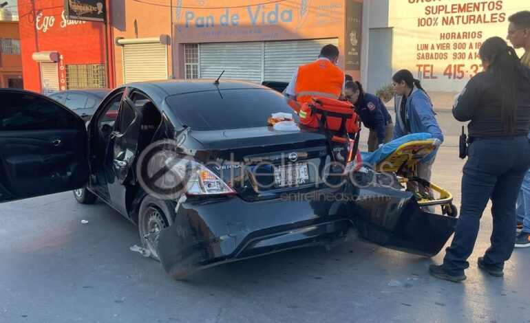  Choque en Independencia deja dos mujeres lesionadas