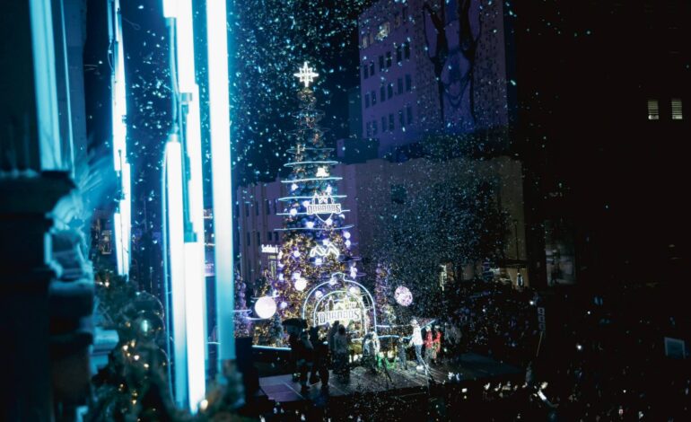  ¡Inicia la Navidad en Plaza de Armas! Marco Bonilla realiza tradicional encendido del árbol junto a familias chihuahuenses