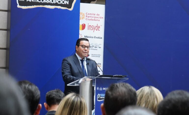  Consolida Fiscalía Anticorrupción casos históricos contra particularesFiscal Abelardo Valenzuela participa como ponente en la 2ª Jornada Anticorrupción