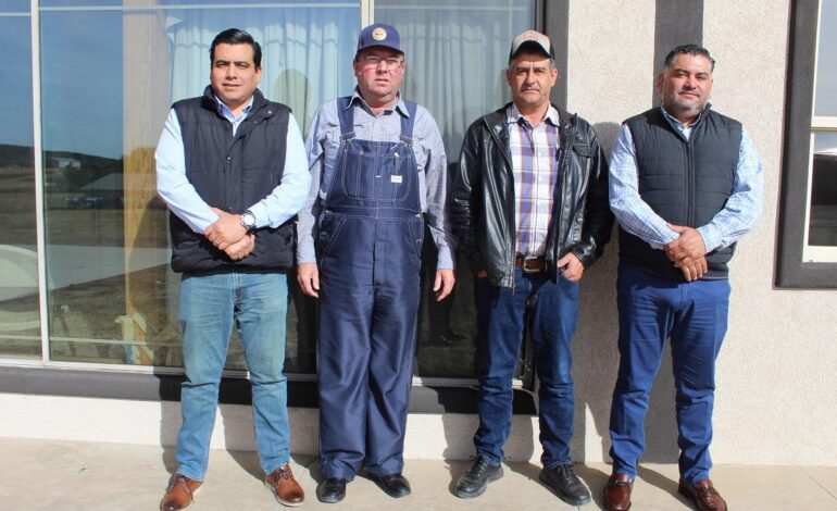  Se reúne Fiscal Occidente con jefes de la colonia menonita Ojo de la Yegua