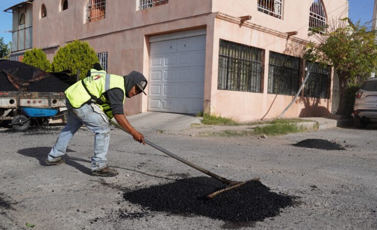  Atendió Municipio más de mil 200 baches durante el periodo del 1 al 5 de diciembre