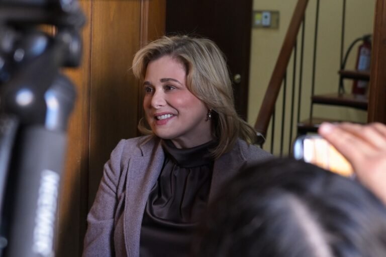 Ojalá quitaran el fuero para que Corral no tuviera faldas dónde esconderse: Maru Campos tras atracción de investigación