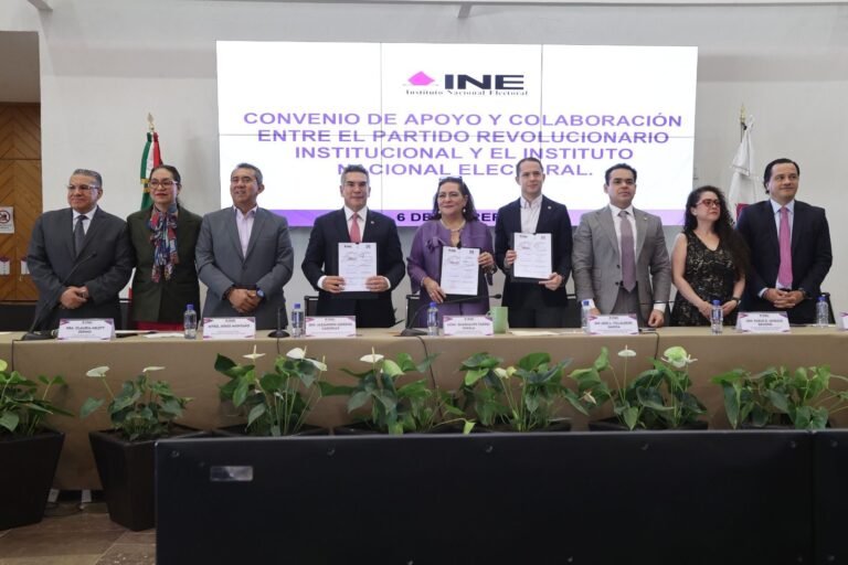 Firman INE y PRI un convenio de colaboración para llevar a cabo la captación de registros mediante la AP