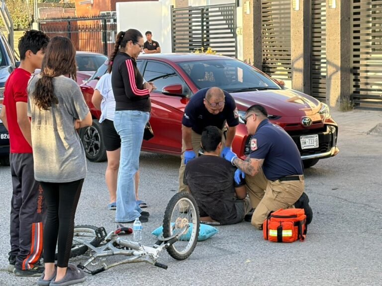 Menor ciclista resulta lesionado tras ser atropellado por vehículo en Ciudad Juárez