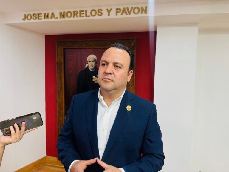 Lo importante es que se desmanteló un narcolaboratorio; lo de si se violó o no la soberanía, pronto se aclarará: Presidente del Congreso