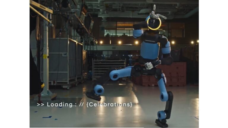 Robot se viraliza debido a sus habilidades para jugar al futbol y celebrar goles