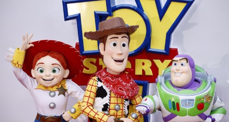 Toy Story 5: ‘La tecnología nos hace perder a un niño’