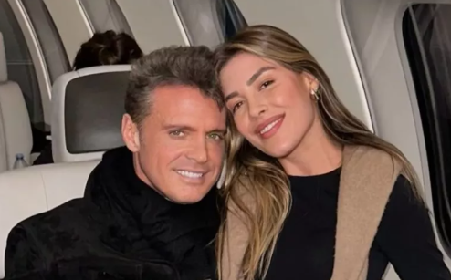 Michelle Salas reacciona por primera vez a los rumores sobre la salud de Luis Miguel