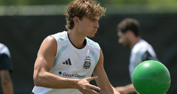 Nico Paz seguirá en el Como tras acuerdo con el Real Madrid