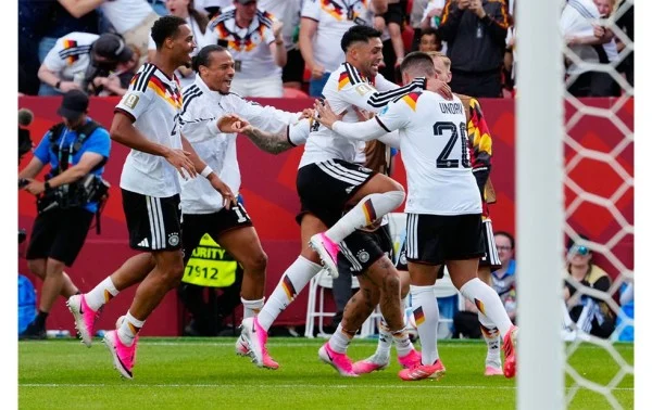 Vence Alemania a Costa de Marfil con gol de último minuto