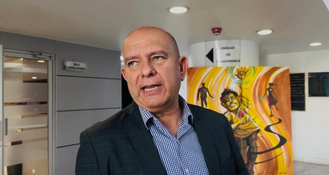 Nosotros no hacemos acuerdos en lo oscurito, ni simulamos, responde coordinador del GPMorena a Lilia Aguilar