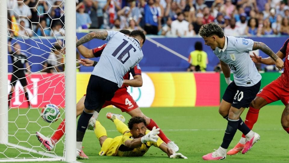 Uruguay vuelve a estancarse y no pasa del empate ante Cabo Verde