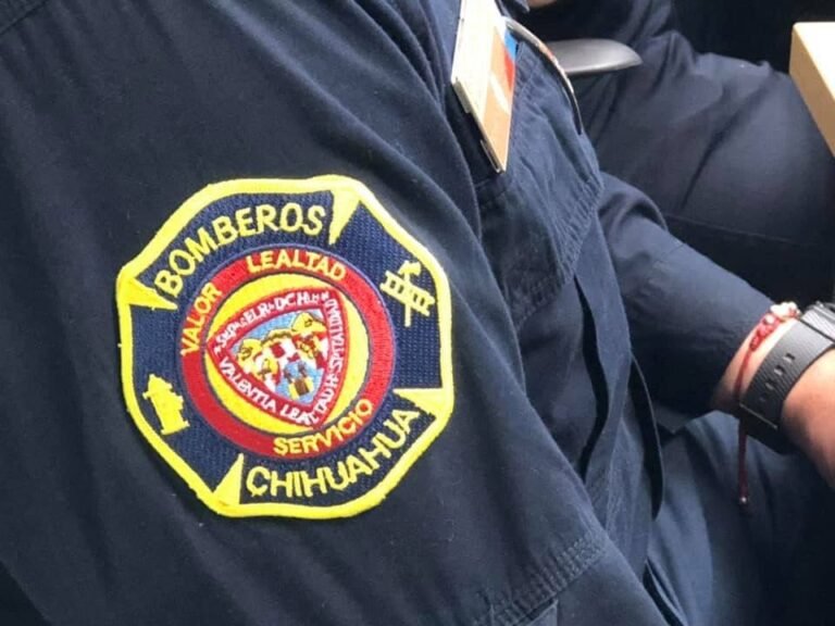 Presentan ante Fiscalía a bombero por probable robo durante atención de incendio en la colonia Los Pinos