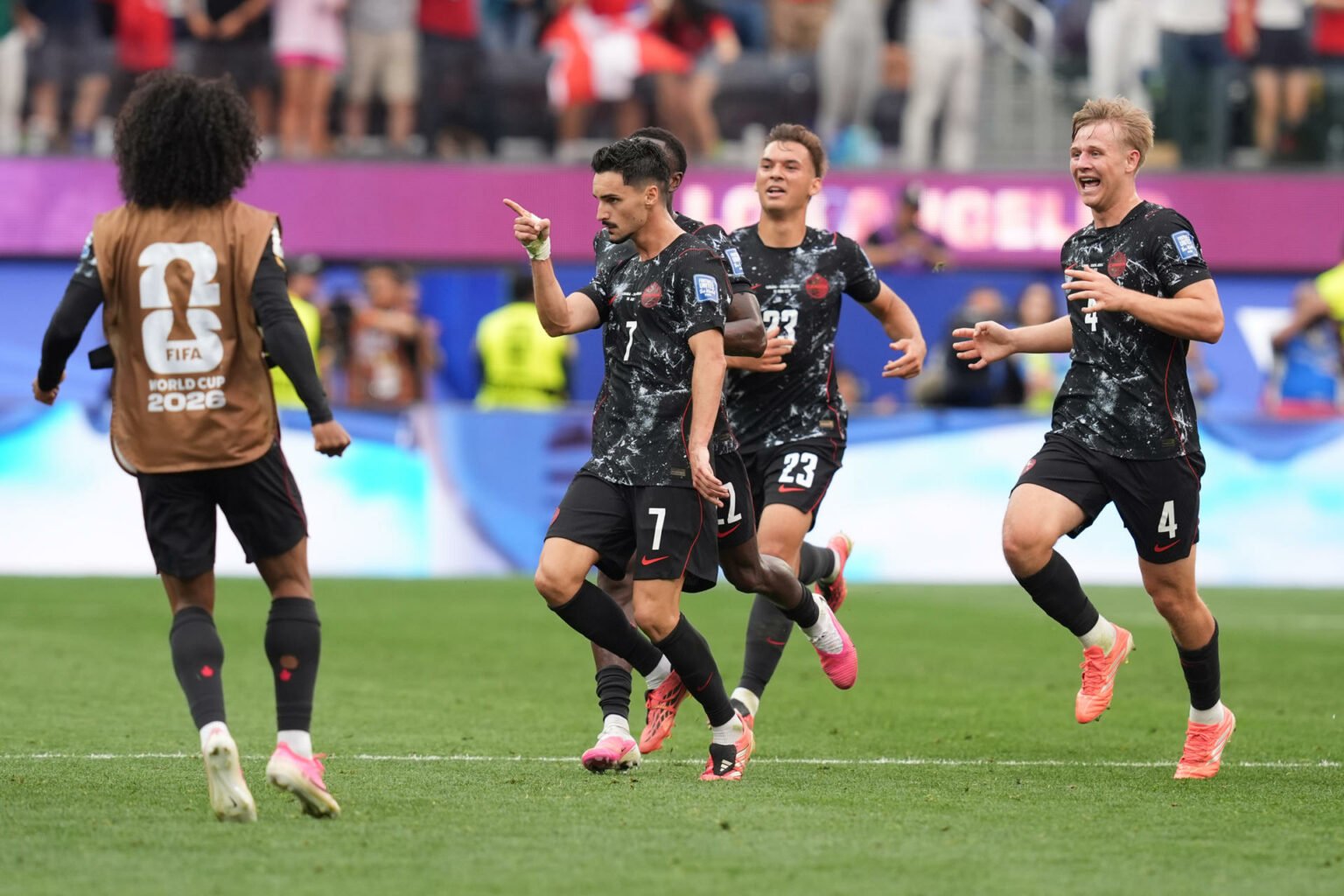 Canadá elimina a Sudáfrica y avanza a octavos del Mundial 2026