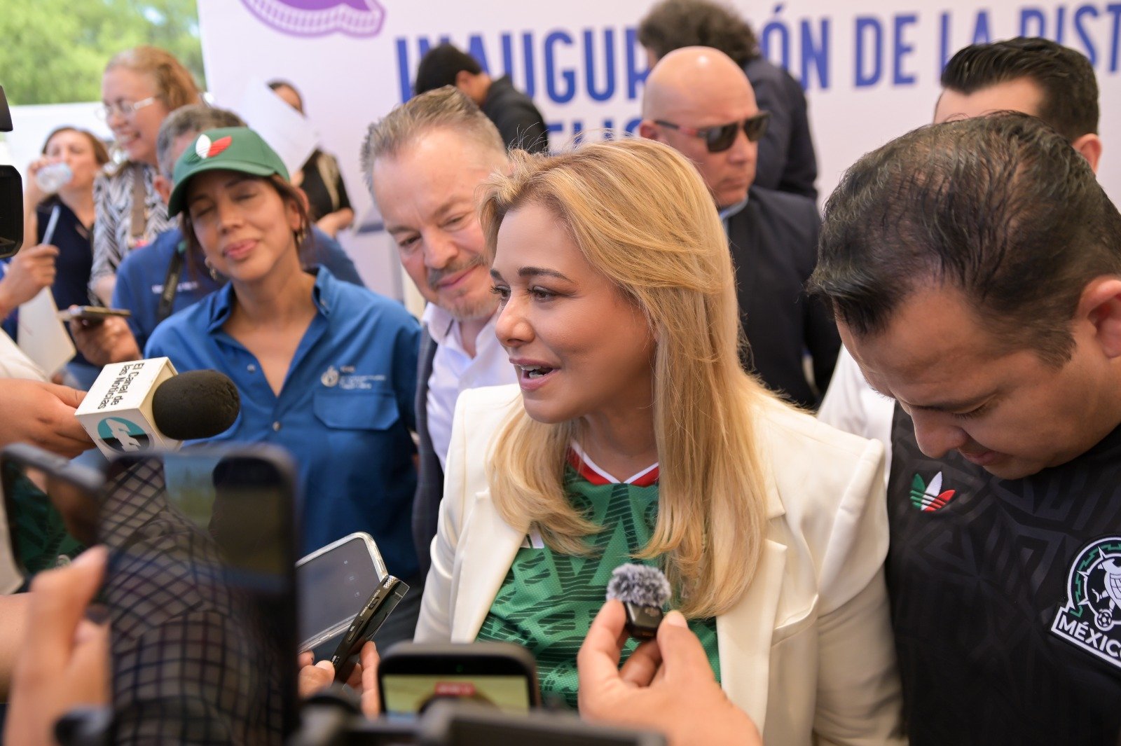 Apunta bien cierre de año, con infraestructura en el estado: Maru Campos