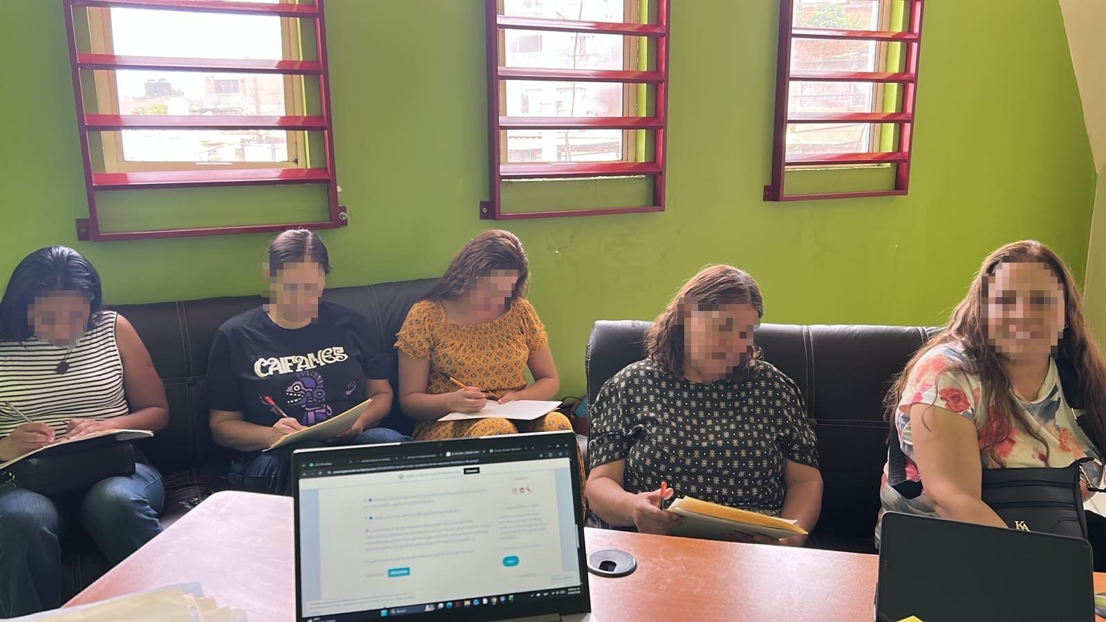 La Comisión Ejecutiva de Atención a Víctimas Zona Sur fortalece la recuperación integral de familias en Hidalgo del Parral