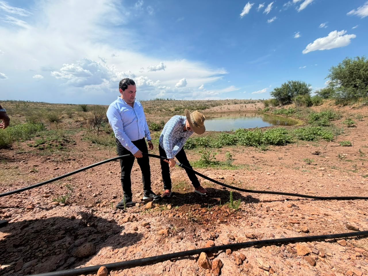 Clausura JMAS Chihuahua tomas clandestinas que robaban 700 mil litros de agua al día en El Fresno