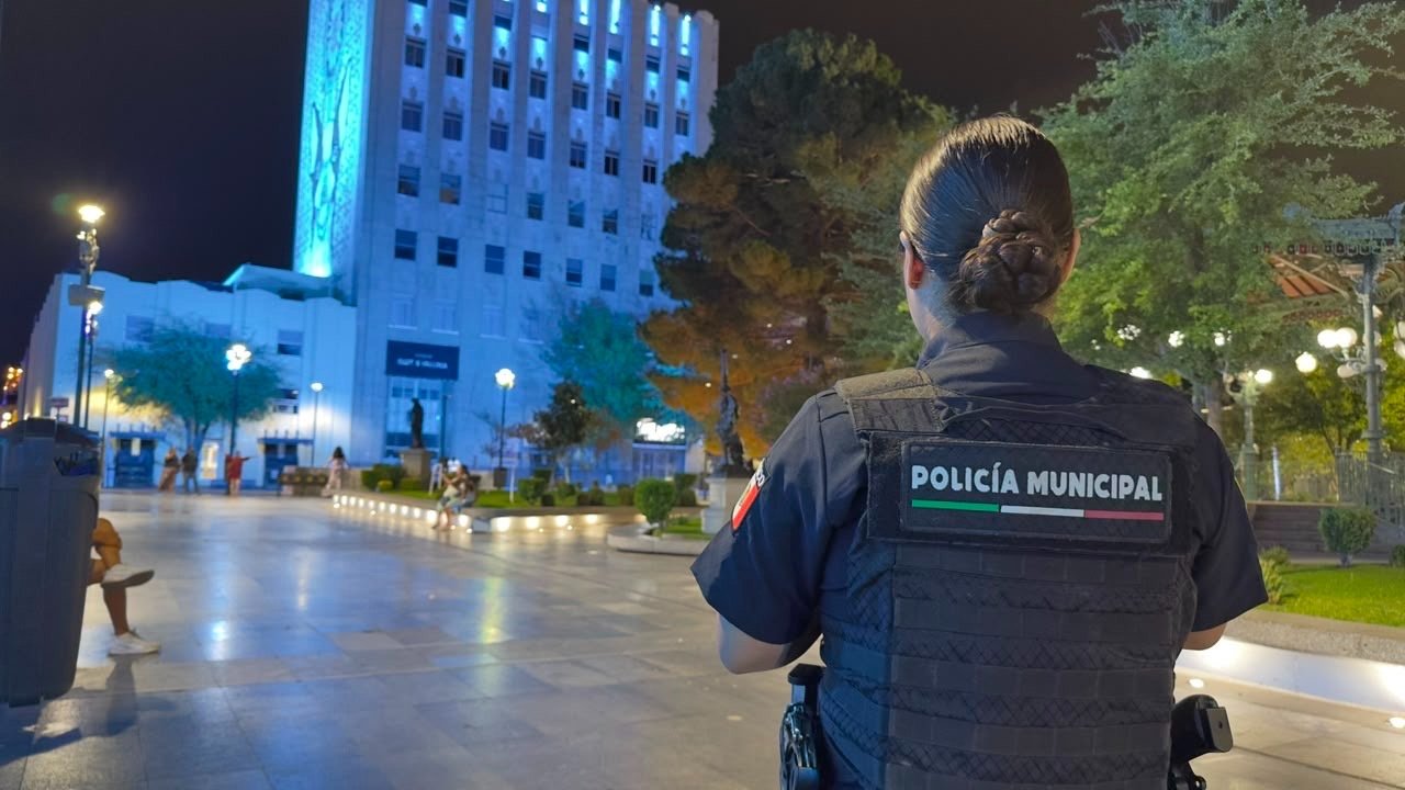 Refuerza Policía Municipal vigilancia nocturna en el Centro para prevenir robos y brindar mayor seguridad