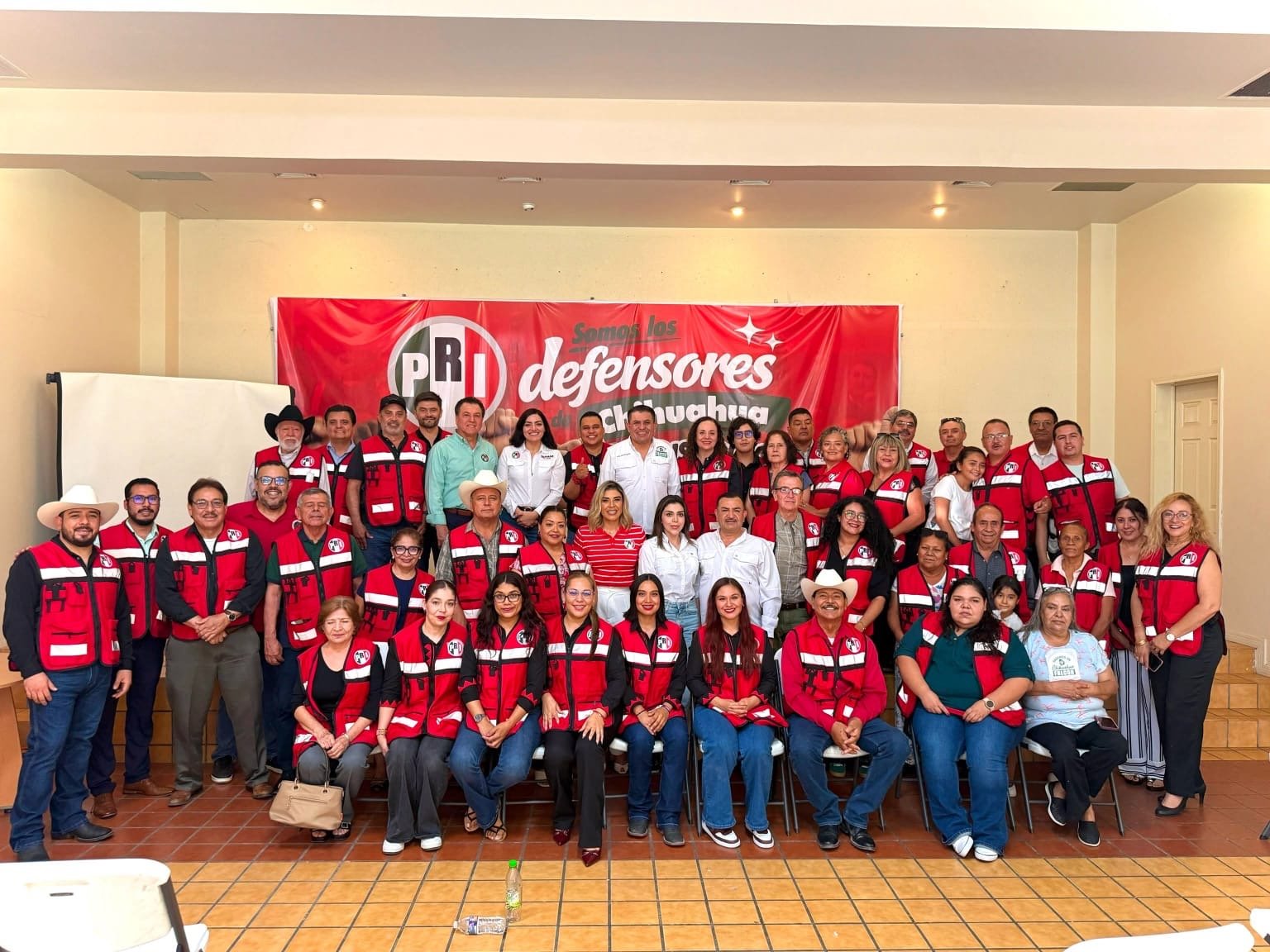 Inicia PRI Chihuahua la capacitación y entrega de chalecos a los Defensores de Chihuahua