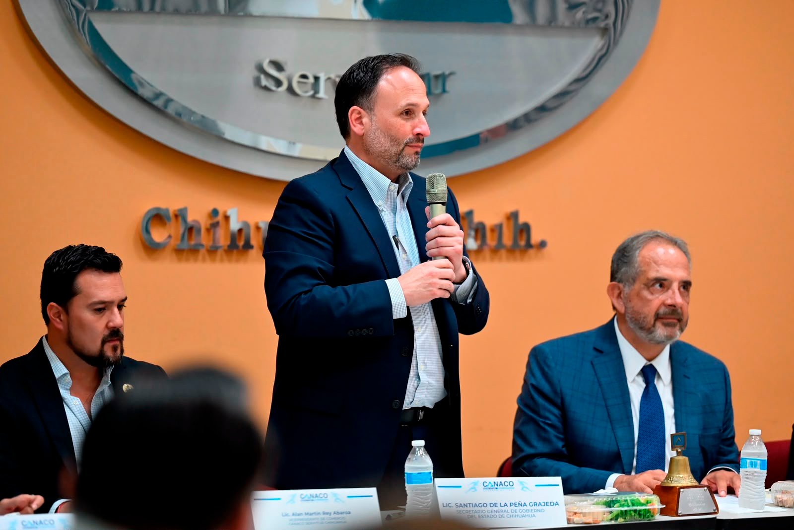 Presenta Santiago De la Peña “Movilidad que conecta oportunidades” ante integrantes de CANACO