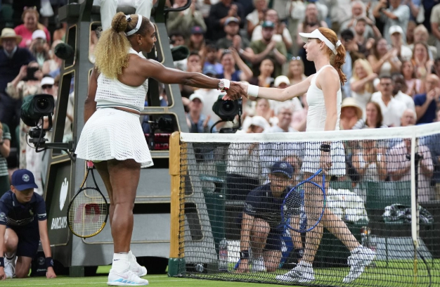 Serena Williams vuelve a Wimbledon, pero cae ante Maya Joint en su regreso a los singles