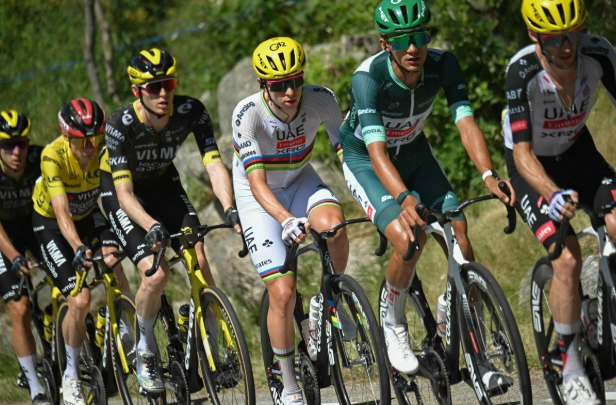Isaac del Toro resiste el ‘sprint’ y se mantiene en el Top Ten del Tour de Francia