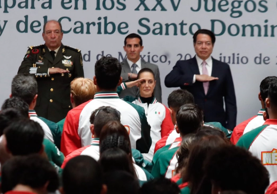 Sheinbaum abanderó a la delegación mexicana rumbo a Juegos Centroamericanos: “Participen orgullosos”