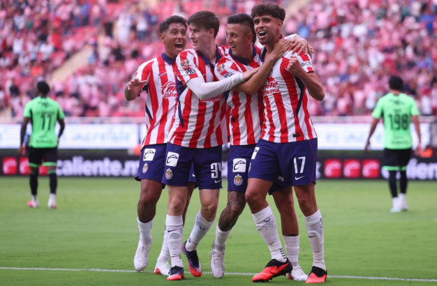 Chivas consigue su primer triunfo en el Apertura 2026 tras vencer a FC Juárez en tiempo añadido