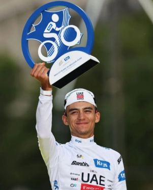 Sheinbaum, dispuesta a recibir a Isaac del Toro, quien ganó tercer lugar en el Tour de Francia