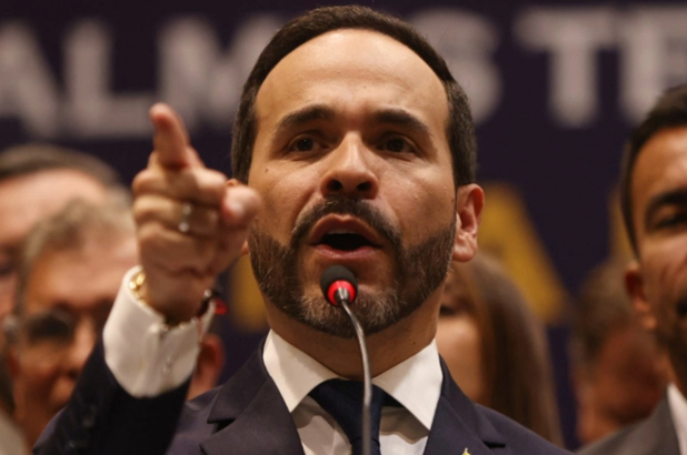 De la Espriella encabezará retiro espiritual con su gabinete antes de asumir la Presidencia de Colombia
