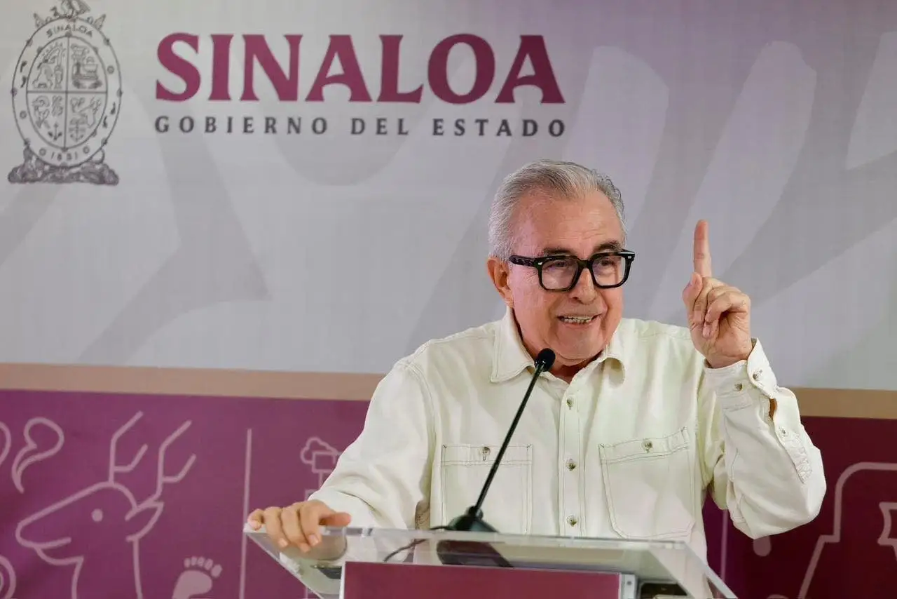 Rocha Moya reaparece; dice que está en su domicilio de Culiacán y no lo protege escolta federal
