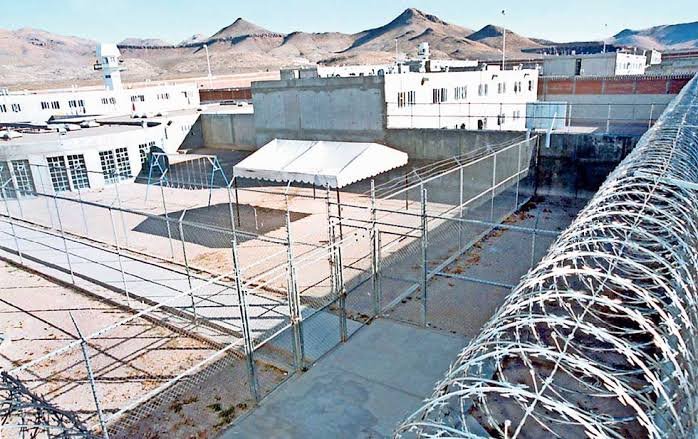 Surgen versiones tras muerte de interno del Cereso de Aquiles Serdán