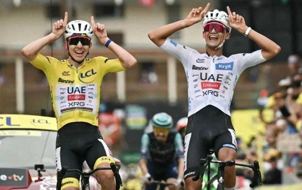 Del Toro amarra el podio y mantiene la camiseta blanca en el Tour de Francia