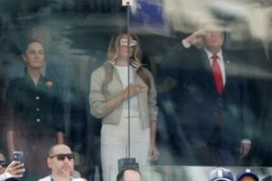 Claudia Sheinbaum aparece junto a Donald Trump para presenciar la final España vs Argentina del Mundial 2026