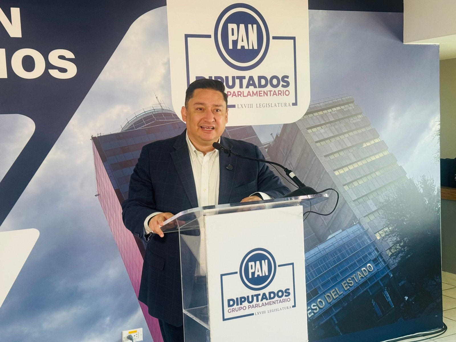 Inmensa mayoría silenciosa al interior del PAN ve cómo nos comportamos los aspirantes; sigo firme en busca de la Alcaldía: Alfredo Chávez